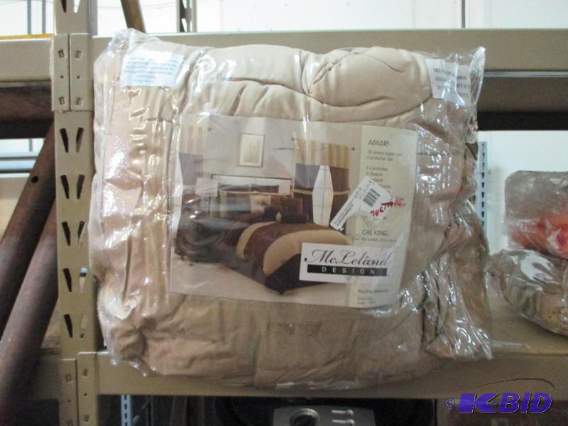 30 pc cal king comforter set...