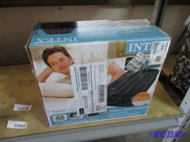 twin air bed...