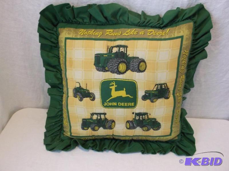 lot 32 image: John Deere pillow in good usable condition....