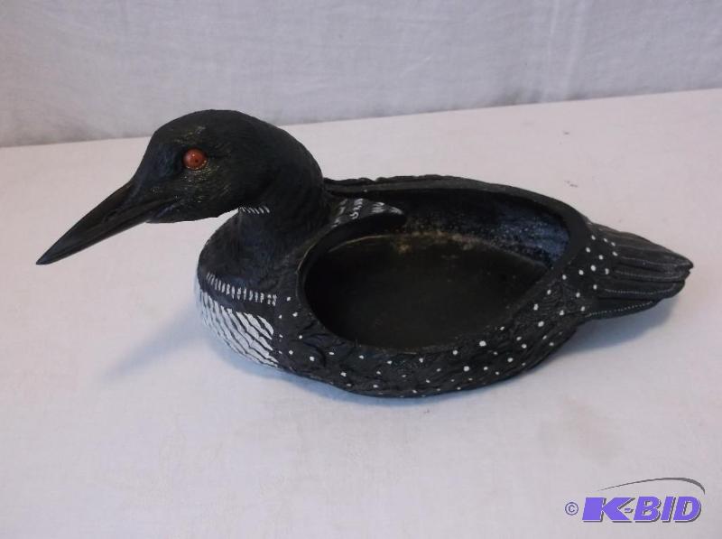 lot 35 image: Cute loon planter 10 12" L x 5 14"...
