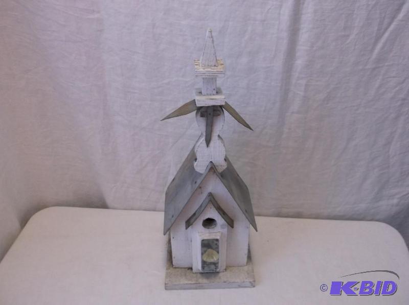 lot 67 image: Cute hand crafted church bird house in great ...