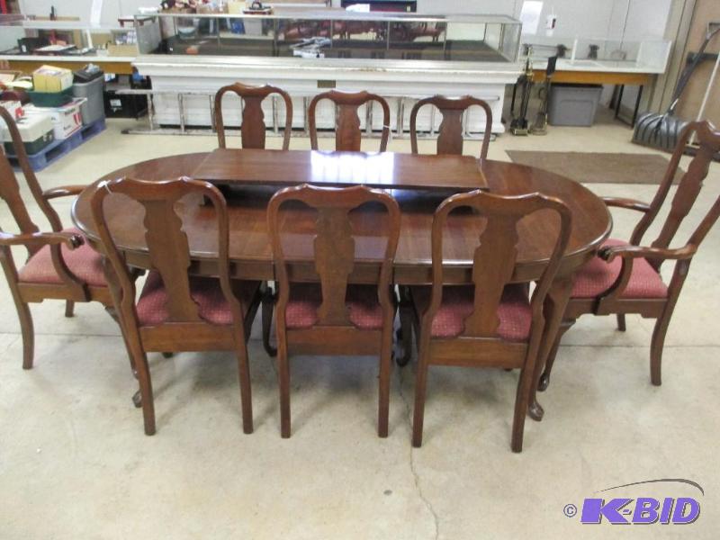 Beautiful Dining Table Set