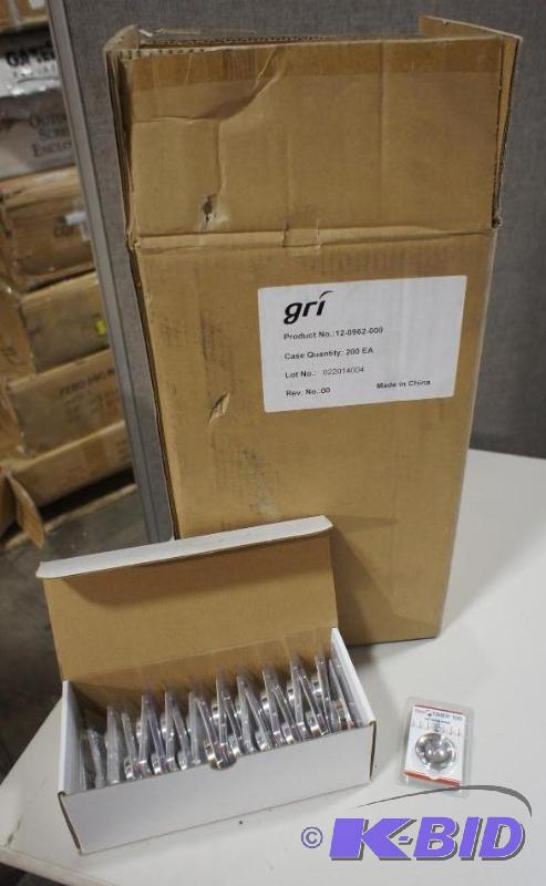 lot 27 image: 200 Total GRI  Res Timer 100 Flashing Led Me...
