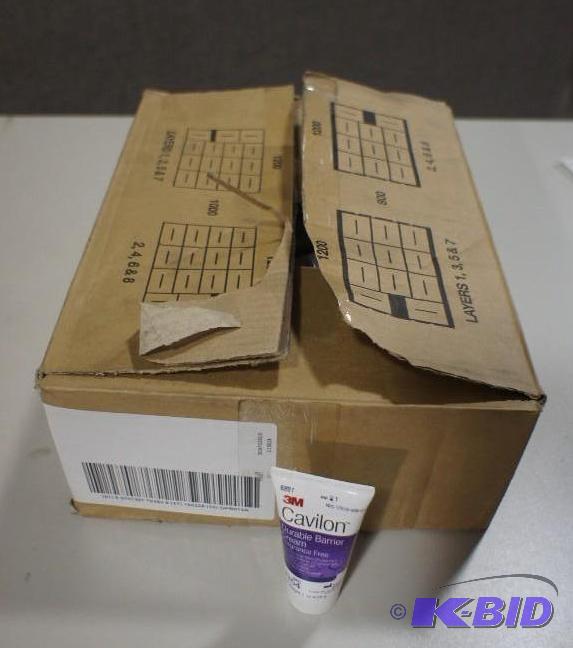 lot 35 image: 1 Case - Approx&nbsp30 Bottles - 3M Brand - ...