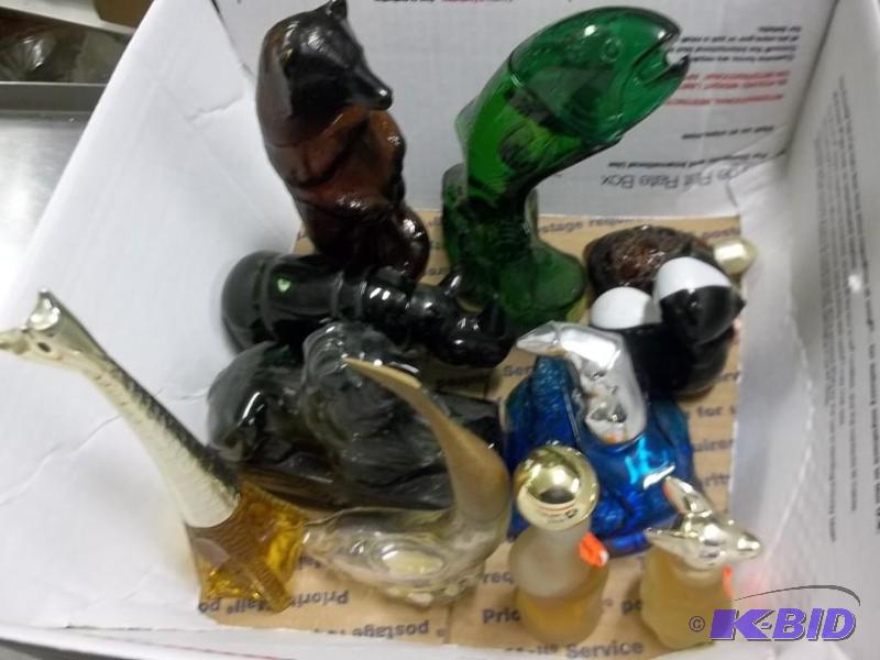 lot of 10 vintage animal avon bottles