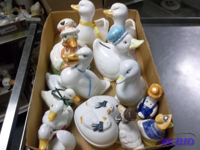 lot of ceranic goose and duck figureses
