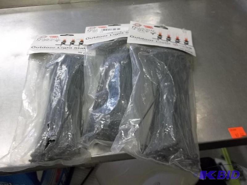 150 outdoor light stakes new in package