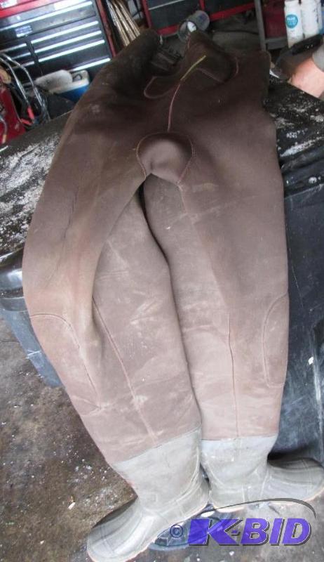 lot 6 image: Pair of Pro Line waders, size Mens 12...