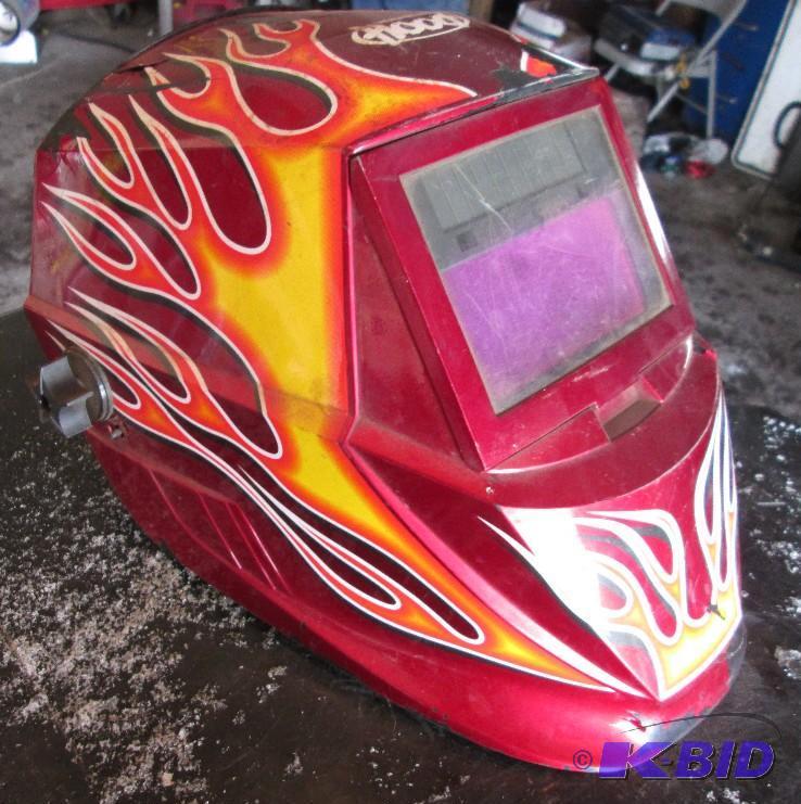 lot 8 image: Lighted welding helmet...