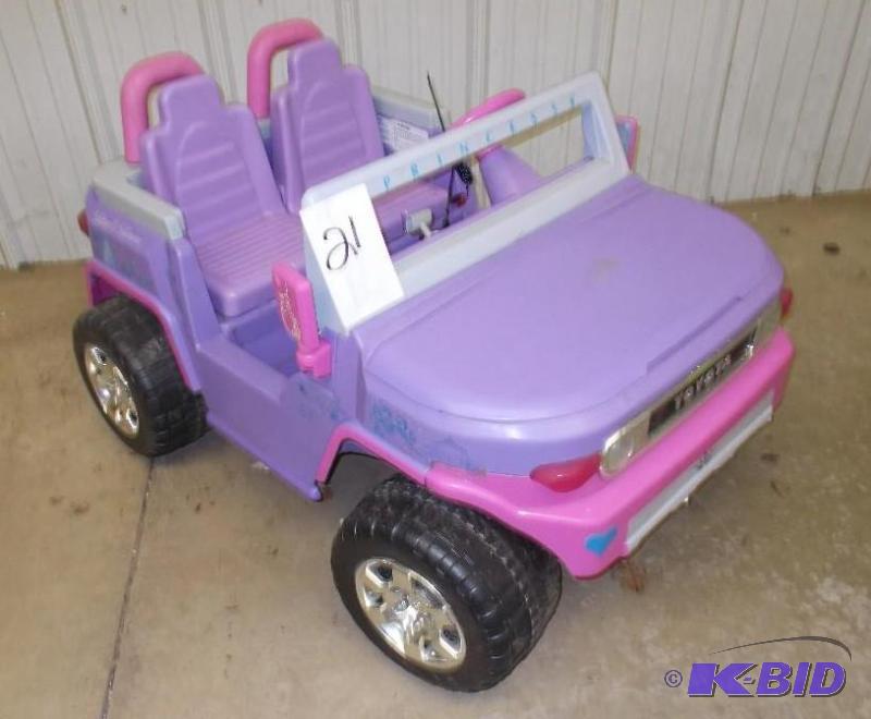lot 21 image: Motor Trendz Brand Disney Little Princess Toy...