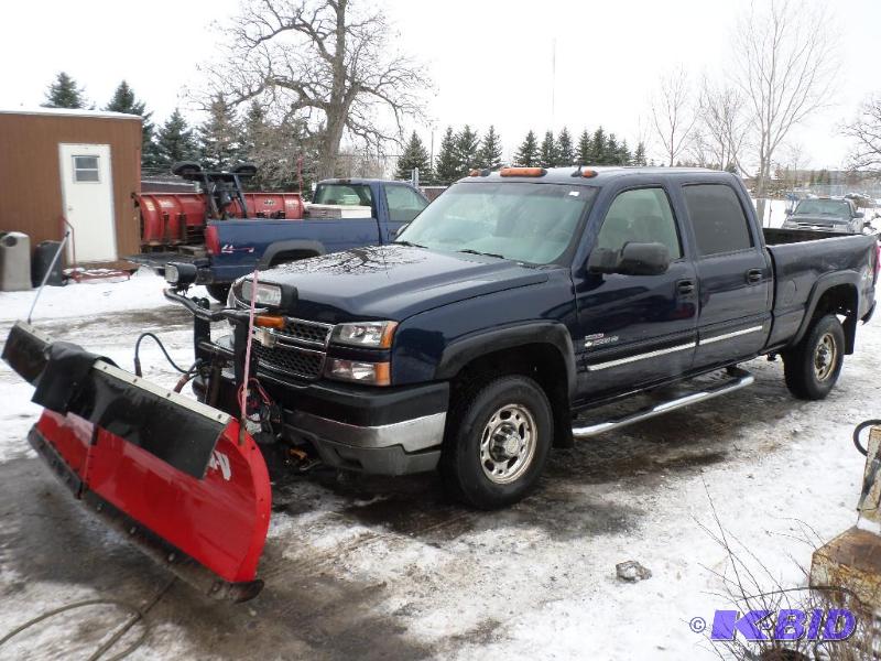 2005 Chevrolet 2500HD LT Crew Cab Short Box, ...