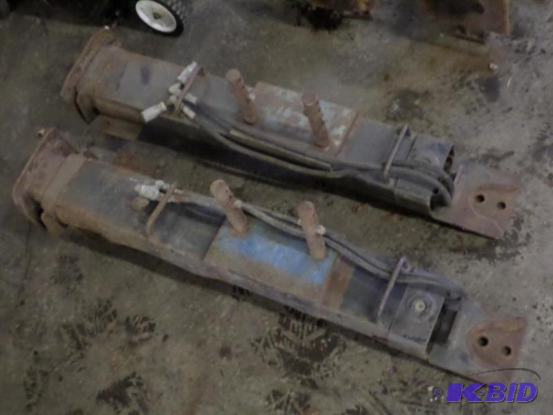 (1) Set Of Skidloader Hydraulic Stabilzer Leg...