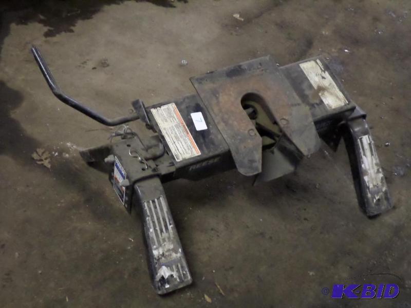 Reese 16000# 5th-Wheel Hitch...