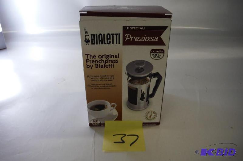 lot 37 image: Bialetti Preziosa 3 Cup French Press