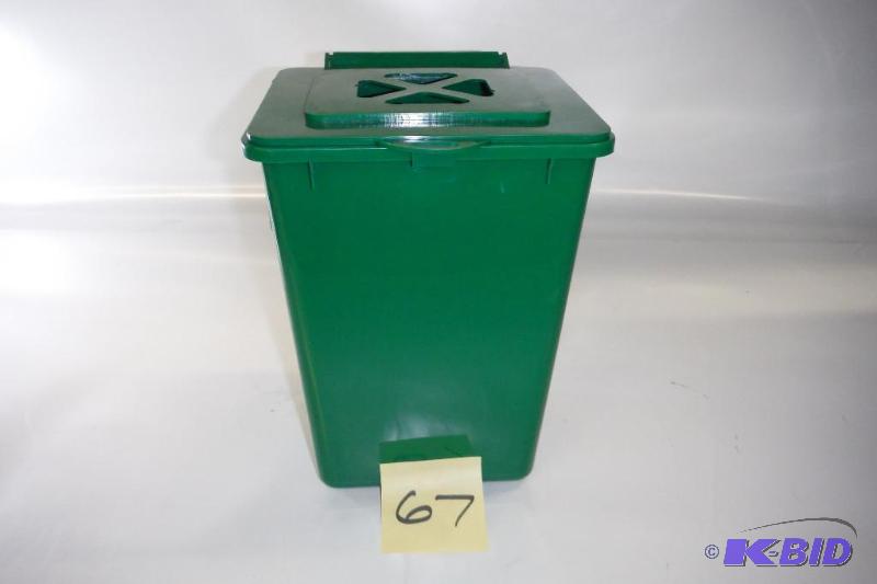 lot 67 image: Exaco Trading ECO-2000 2.4 Gallon Kitchen Compost Waste Collector