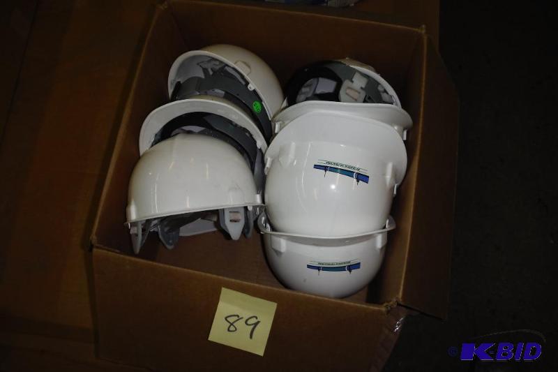 lot 89 image: Lot of 7 hard hats