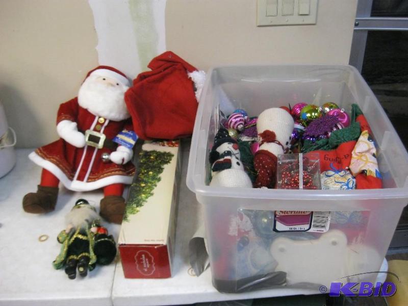 Lot Of Christmas Items&nbsp...