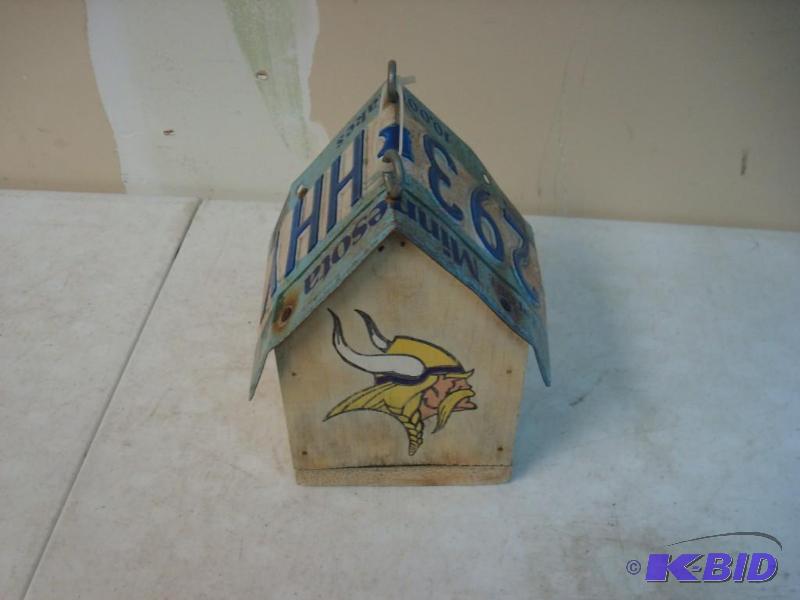 Minnesota Bird House, USED Shows Wear, Looks ...