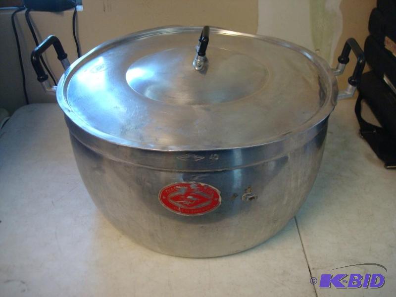 Large Metal Pan, Used, Show Wear...