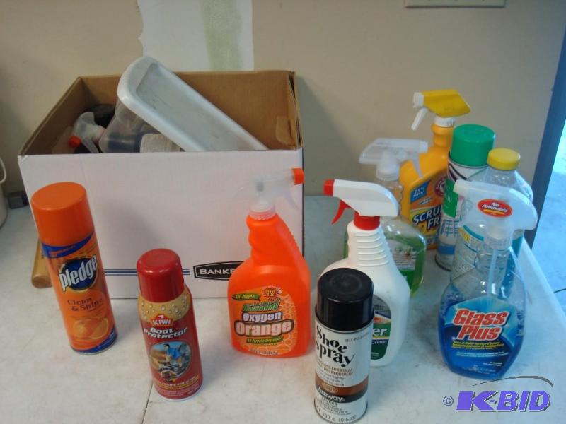 Lot Of Cleaning Items, Shoe Polish Stuff...
