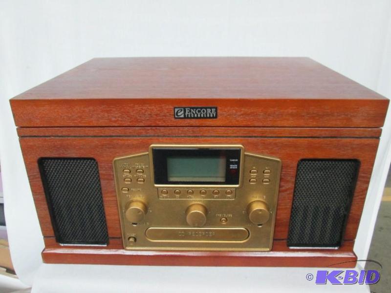 lot 17 image: Encore Technology Nostalgic 6-in-1 Sound System