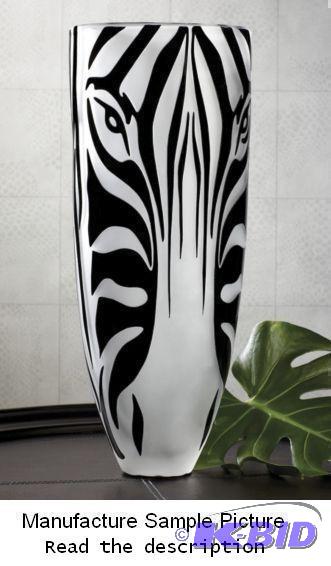 lot 167 image: Large Zebra Vase Exclusive  - Frosted glass ...