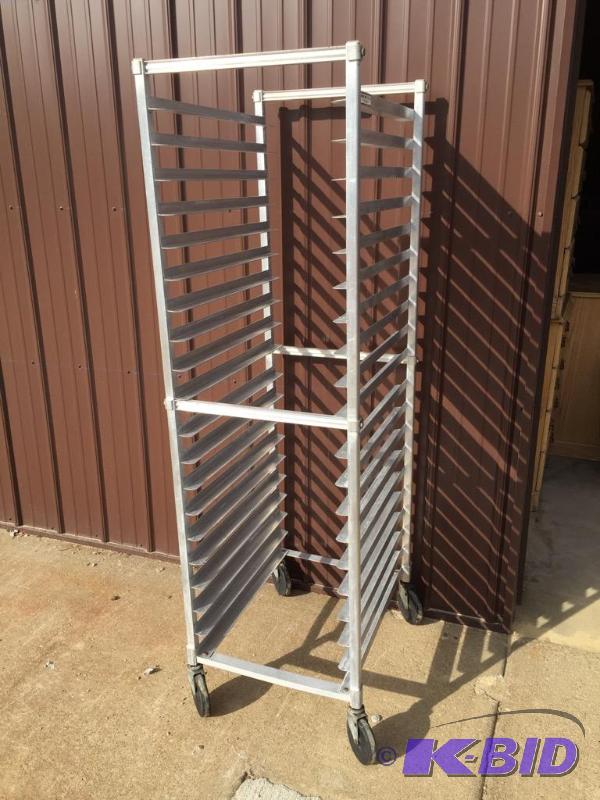 lot 34 image: Aluminum Full Pan Rack Mobile