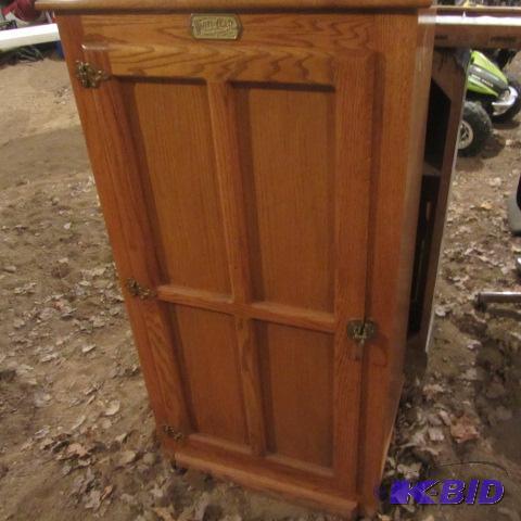 Icebox Door Cabinet