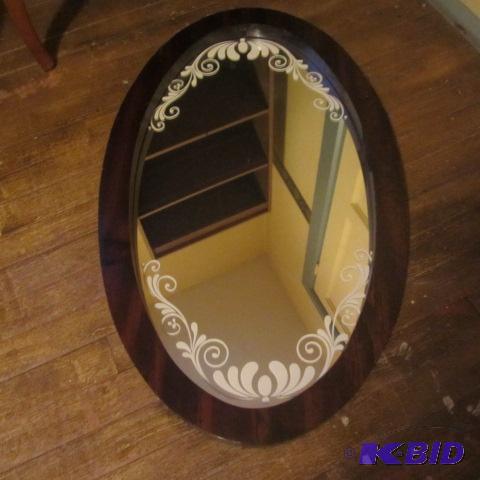 Oval Mirror