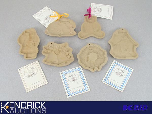 Lot of 6 Mint Condition New Vintage Brown Bag Cookie Art Molds
