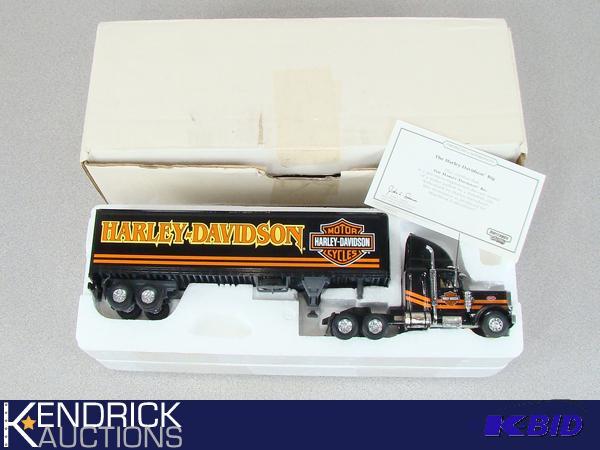 Mint in Box Matchbox Harley Davidson 143 Die Cast Truck
