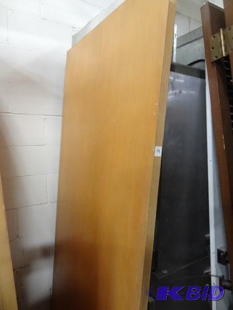 lot 104 image: 36 X 79 Hollow door...