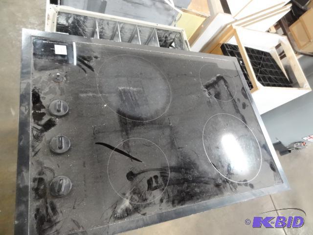 lot 11 image: Jenn Air Electric Cook Top Model CCR466B 240 ...