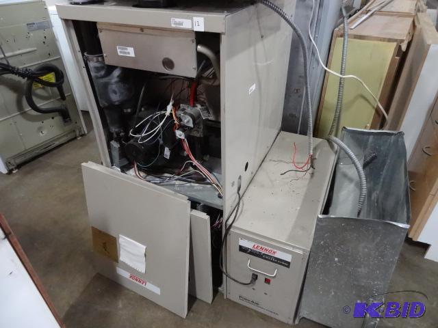 lot 12 image: Lennox Model G32V5-100-6, Natural Gas 100,000...