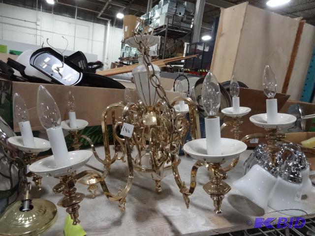 lot 144 image: Vintage Decorative Chandelier...