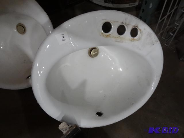lot 190 image: Cast Iron Oval Sink...