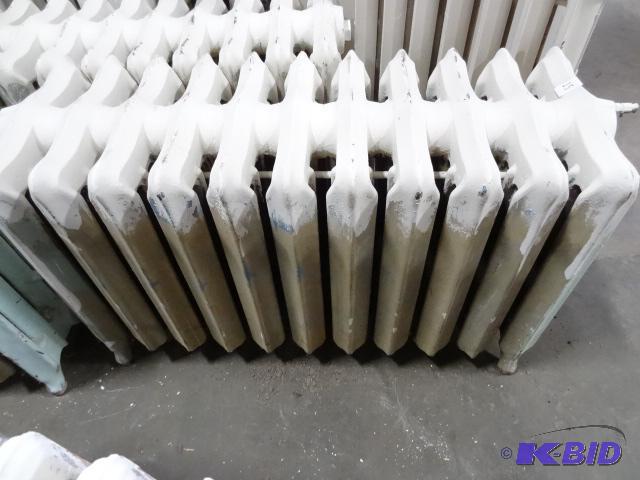 lot 25 image: 11 Fin Cast Iron Radiator 33 X 13 X 20...