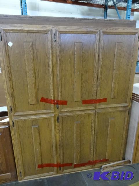 lot 36 image: 3 Piece Wood Cabinet Set. On is Floor Standin...