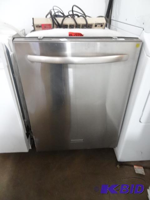 lot 5 image: Kitchen Aid Stainless Front Dishwasher. Works...