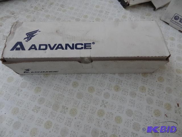 lot 51 image: Advance Ballasts 72C5581NP001 Qty 4...