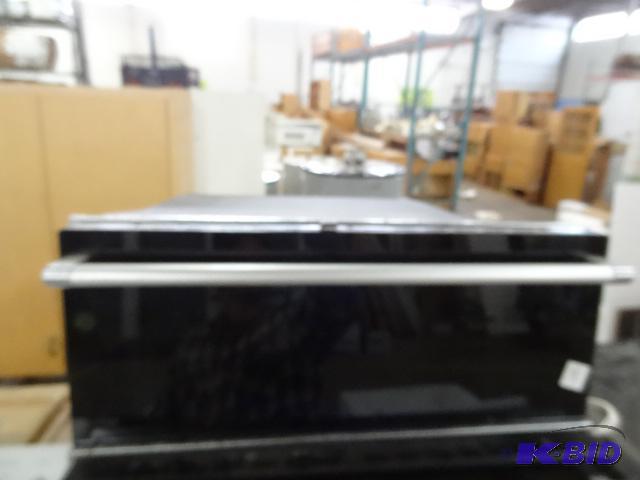 lot 8 image: Thermador In Cabinet Warming Drawer 24 X 24 X...