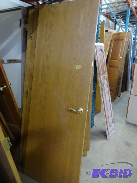 lot 88 image: 28 X 80 Hollow core Door...