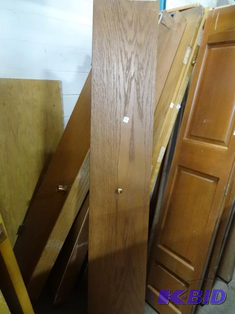 lot 94 image: 30 X 79 Hollow core Bifold Door...