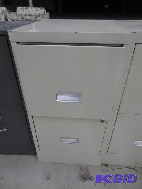 15&quot Metal 2 Drawer File Cabinet...