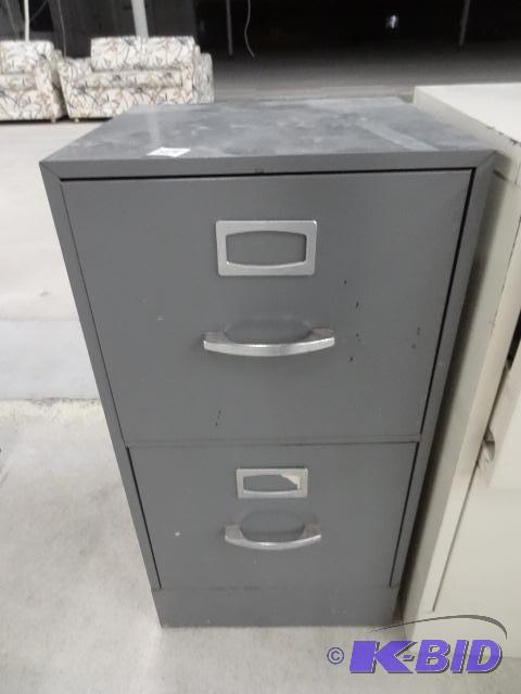 15&quot Metal 2 Drawer File Cabinet...