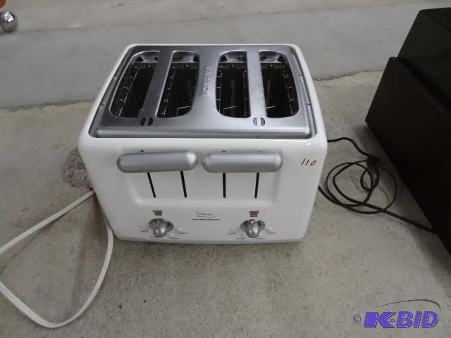 Hamilton Beach 4 Slice Toaster...