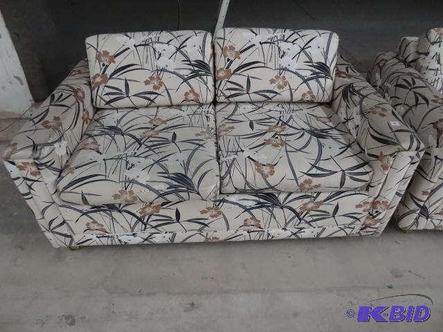 Castro Convertible Love Seat Hide Away Bed. N...