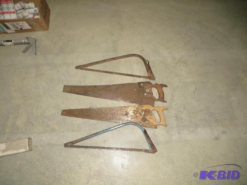 4 Hands Saw...