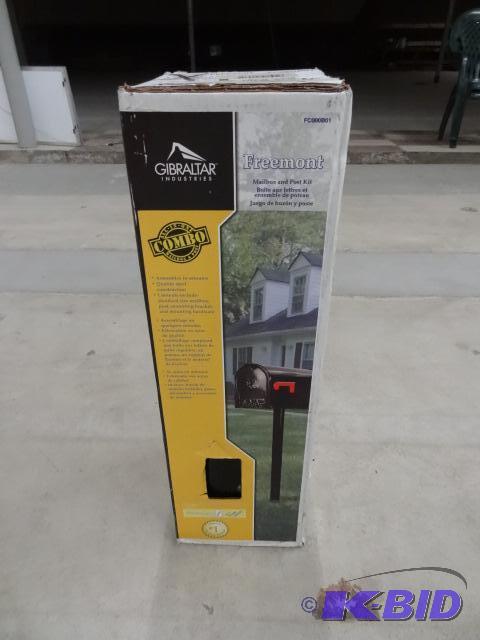 Gibraltar Freemont Mail Box and Post Kit. New...
