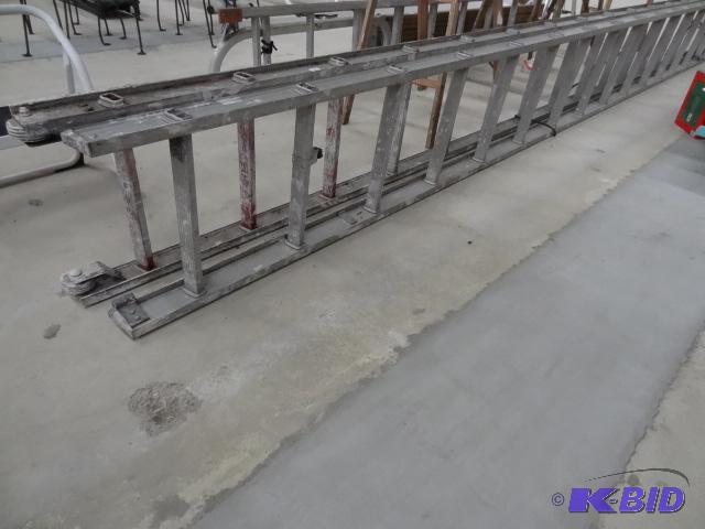 2 craftsman Ladders 16 Each...